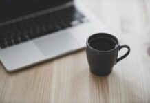Po czym można pracować w laboratorium?