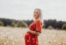 Jak ukryć brzuszek po ciąży? Jak ukryć brzuszek po ciąży?